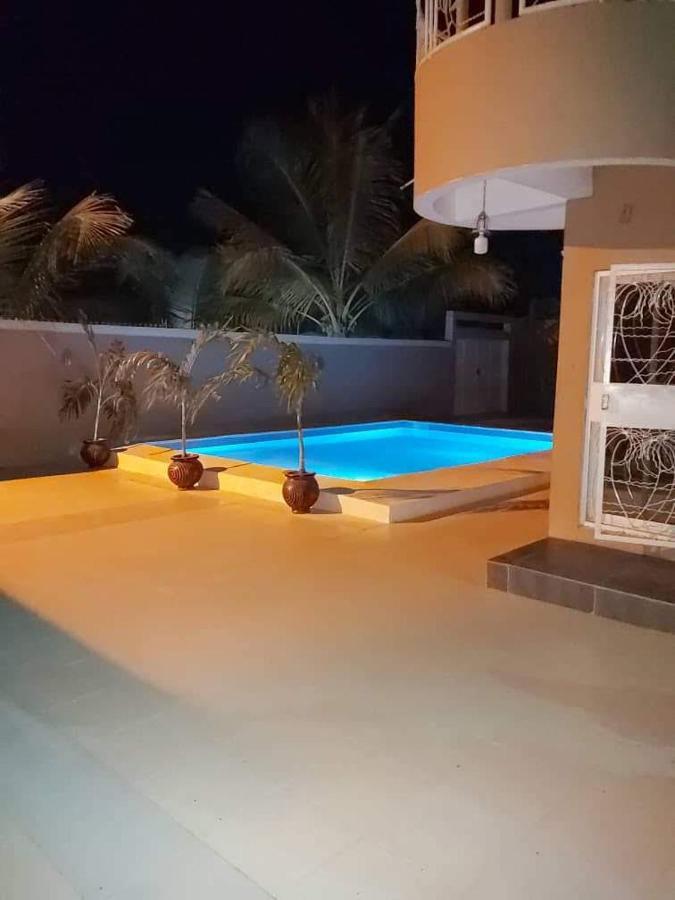 Residence Kalado Saly エクステリア 写真